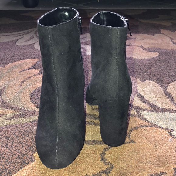 Booties (black) - Picture 3 of 6